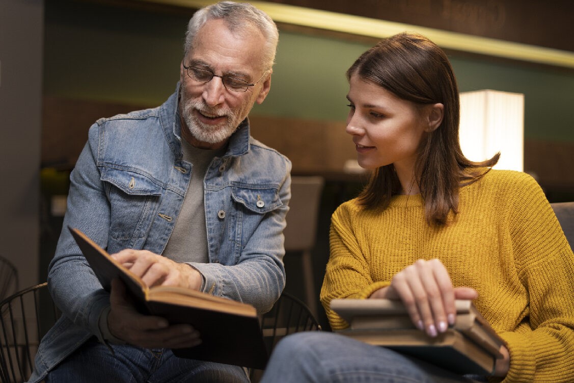 GEMEENTEBESTUUR KNOKKE-HEIST