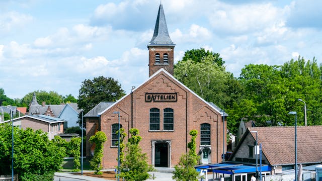 Voorkant gebouw