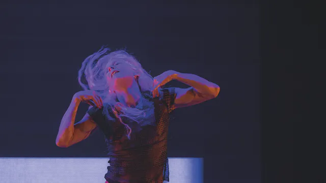 danses vagabondes - Louise Lecavalier / Fou Glorieux