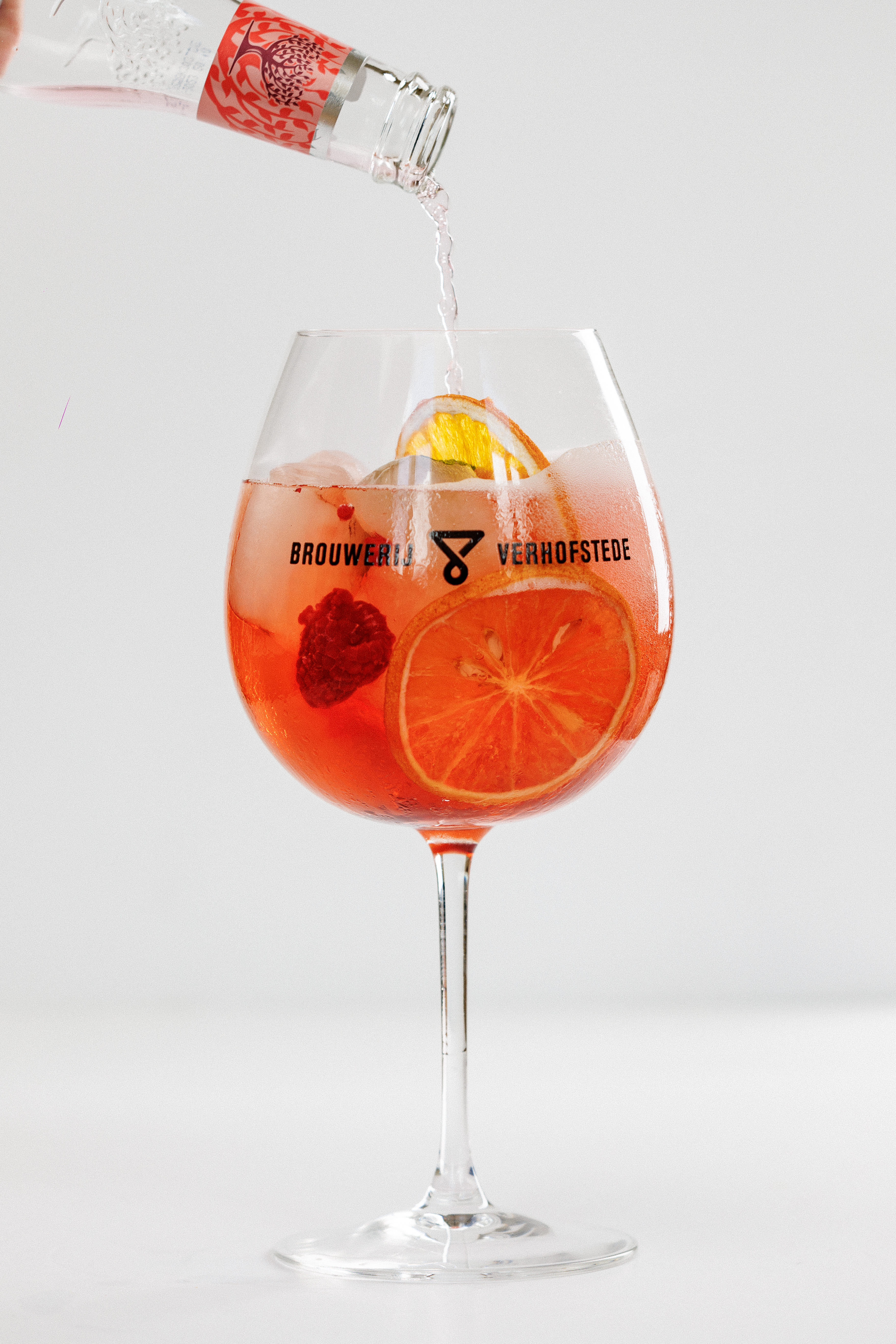 Proef de smaken die wij voor u genereren uit de natuur. Brouwerij Verhofstede - sinds 1885