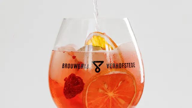 Proef de smaken die wij voor u genereren uit de natuur. Brouwerij Verhofstede - sinds 1885