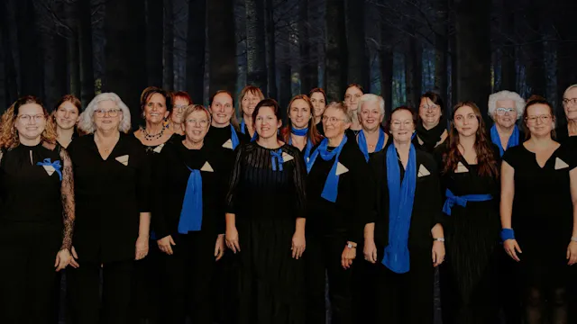 Forest Voices is een kamerkoor met steeds een verrassend en veelzijdig repertoire: van klassiek tot swingende melodieën.