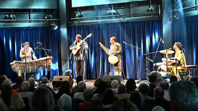 Mandé Sila feat. Habib Koité, Aly Keïta, Lamine Cissokho & Mama Koné