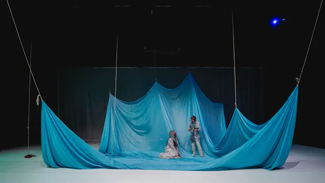 Bavo Buys & Malique Fye - scènefoto 'Planet Winter'