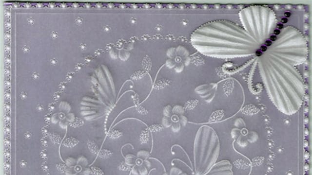 Nadat de patronen zijn gebosseleerd, geperforeerd en geknipt, verbeteren veel kunstenaars het ontwerp verder door kleur toe te voegen met mediums zoals potloden, inkt, acrylverf en stiften.