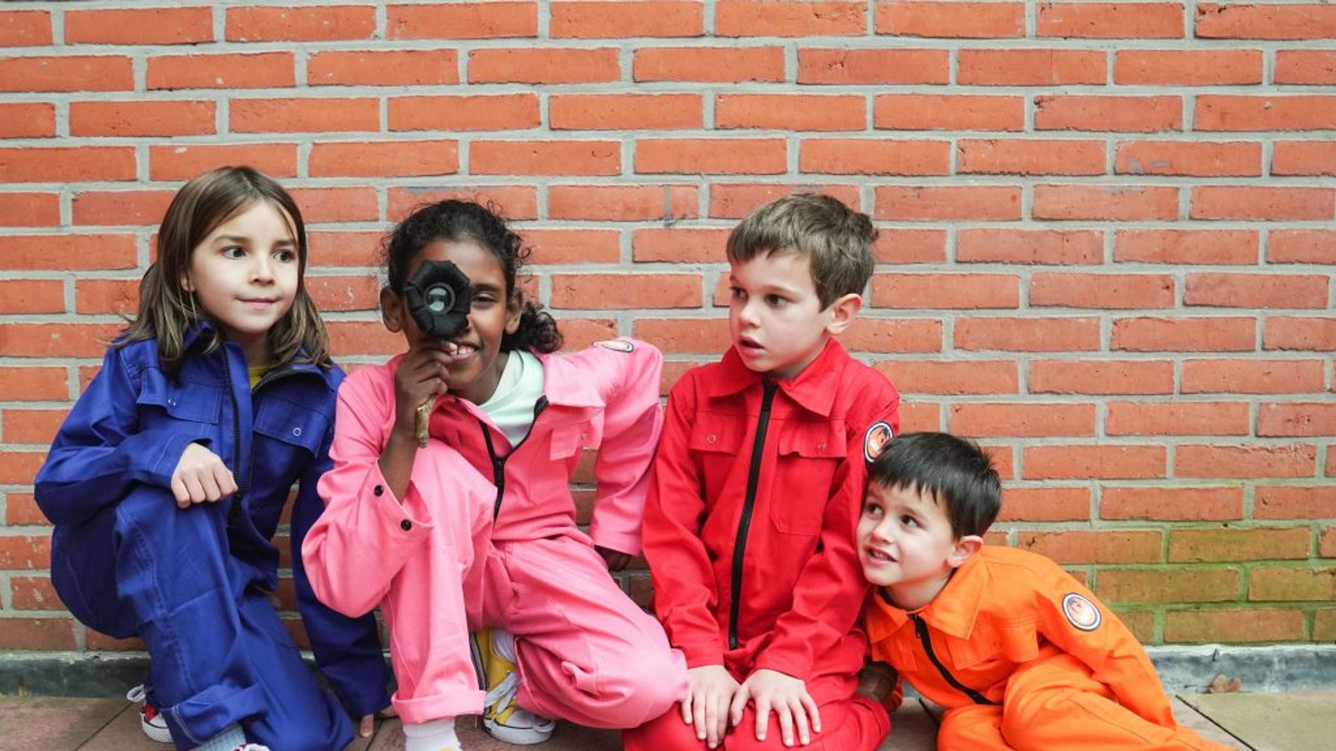 Ogen. Blik. Verder. Kijken. (3+) - tout petit & Ief Spincemaille (BE)