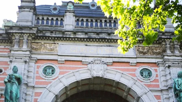 oud gerechtsgebouw Antwerpen