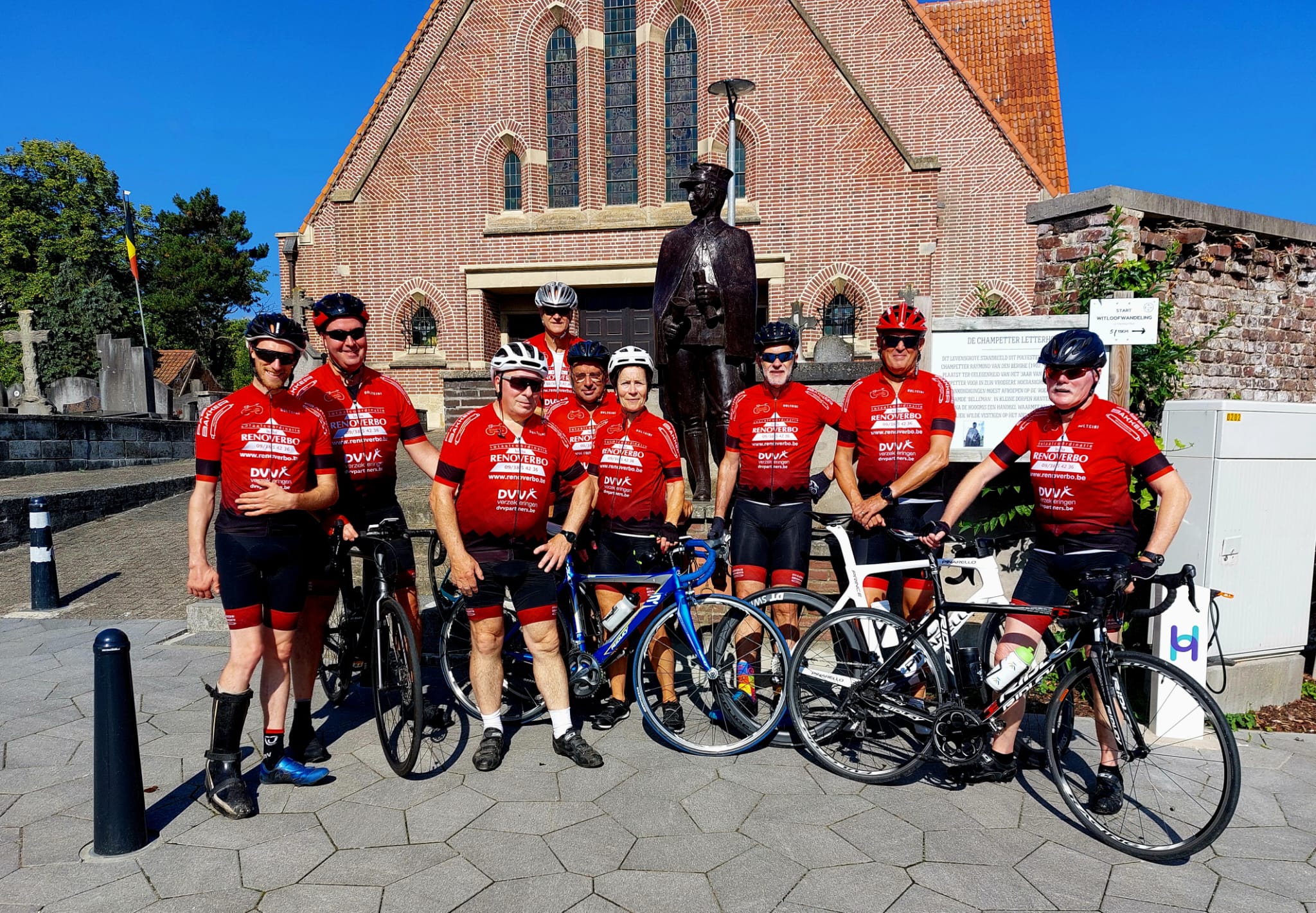 Fietstocht B-Team naar Letterhoutem