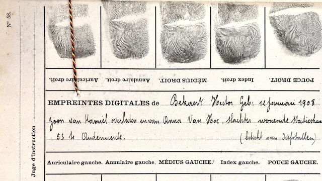 Afnemen van vingerafdrukken in de gevangenis van Oudenaarde, 1931