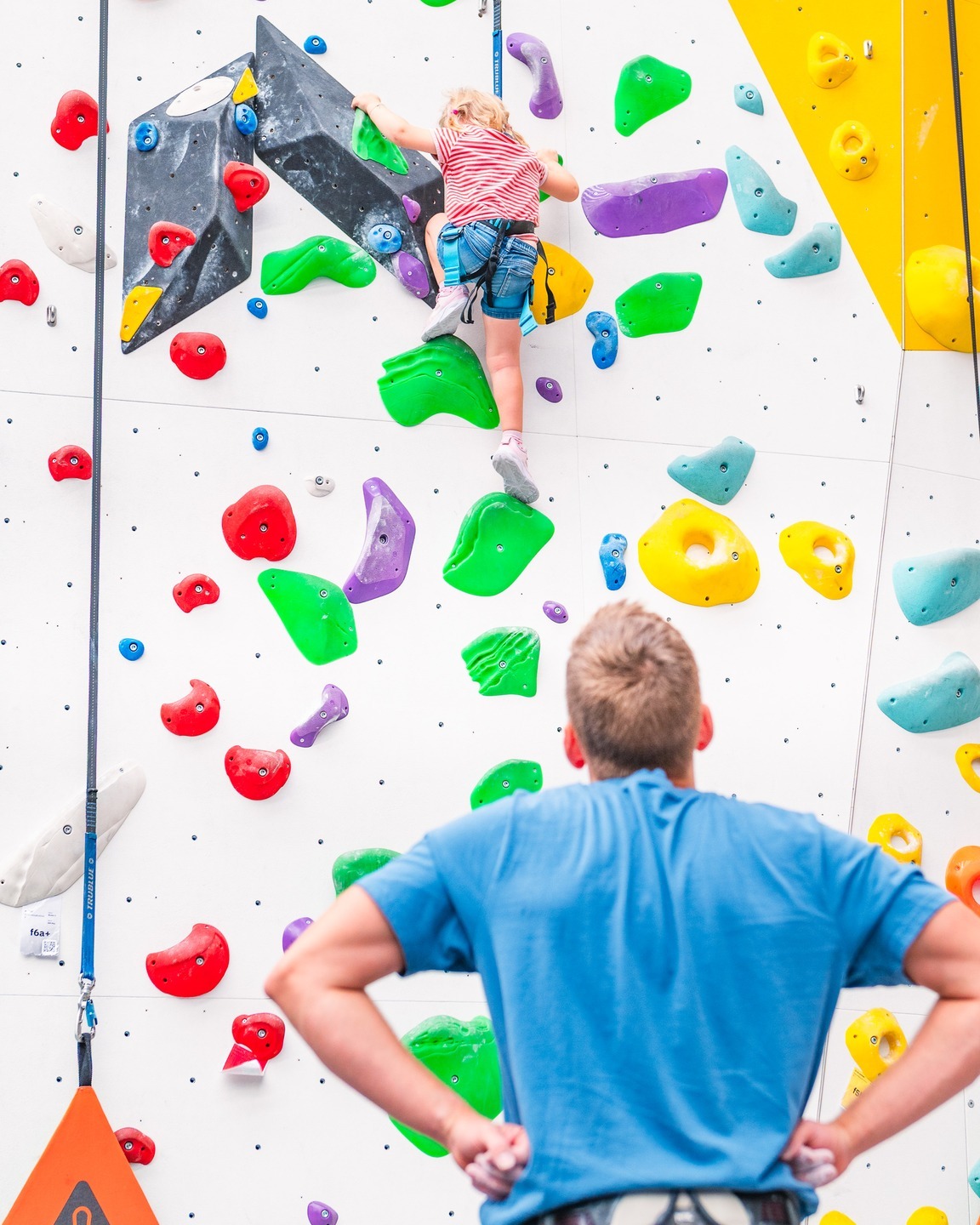 KLIMMEN IN KLIMZAAL BANZAI TE AALST