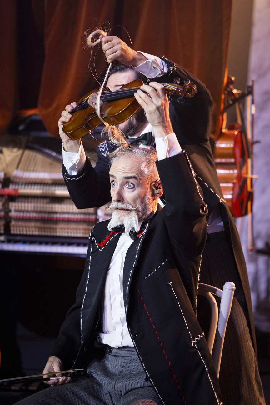 Släpstick Scherzö, photograph by Duncan McGlynn (4)_verkleind.png